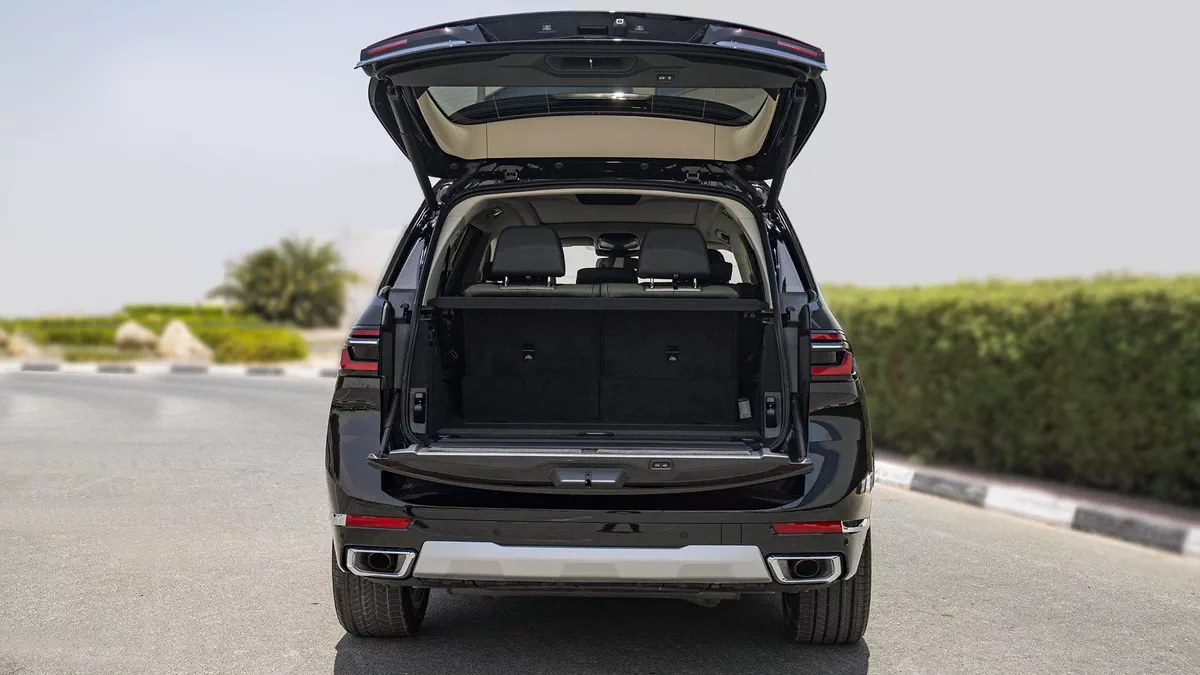 New 2023 BMW X7-12-12