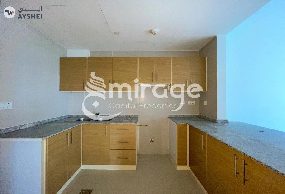 APARTMENT FOR SALE IN MARINA BAY, CITY OF LIGHTS