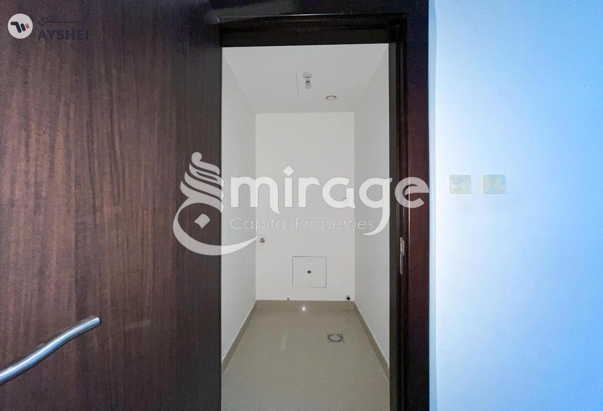 APARTMENT FOR SALE IN MARINA BAY, CITY OF LIGHTS