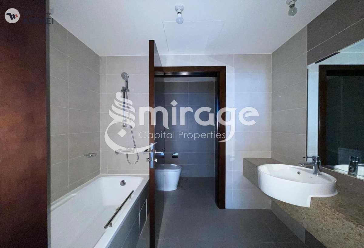 APARTMENT FOR SALE IN MARINA BAY, CITY OF LIGHTS