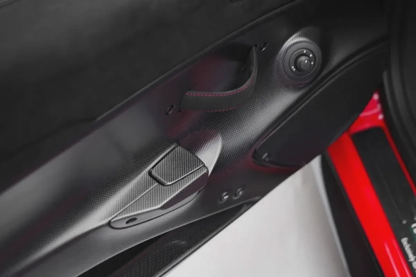 2019 FERRARI 488 PISTA PILOTI WITH 7 YEARS WARRANTY