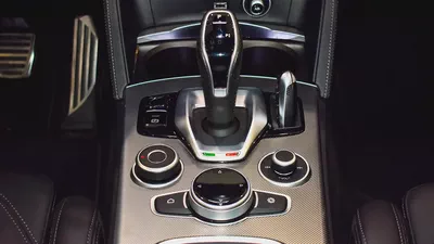 0% DP |AED 1,792/Month | Alfa Romeo | Stelvio Veloce | 2022 | Gargash Warranty and Service-13