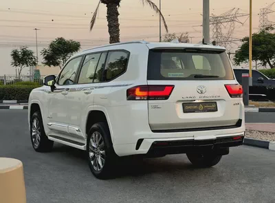 2025 Toyota Land Cruiser GXR 4.0 V6, Dealer Warranty, GCC Specifications-4
