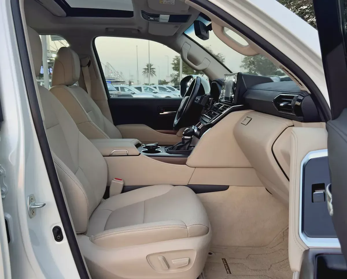 2025 Toyota Land Cruiser GXR 4.0 V6, Dealer Warranty, GCC Specifications-10-10