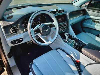 2023 Bentley Bentayga Azure | GCC Specs | Dealership Warranty | Fully Loaded | Crypto Friendly-11