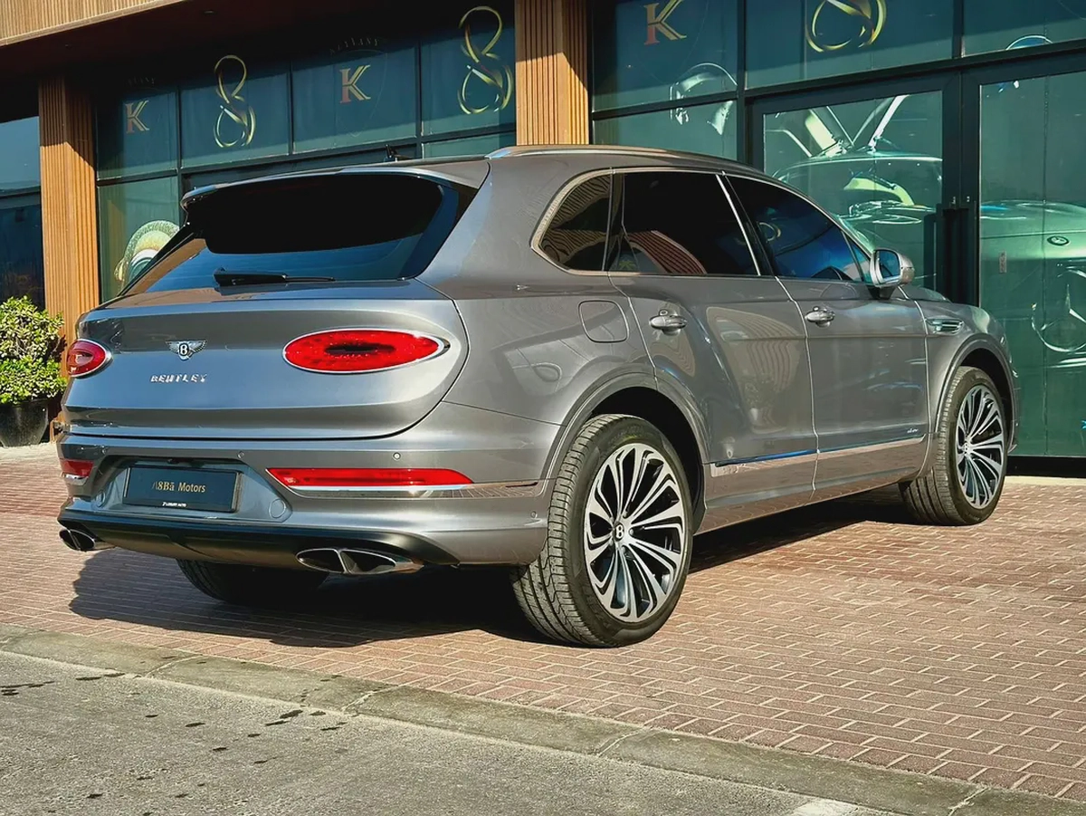 2023 Bentley Bentayga Azure | GCC Specs | Dealership Warranty | Fully Loaded | Crypto Friendly-5-5