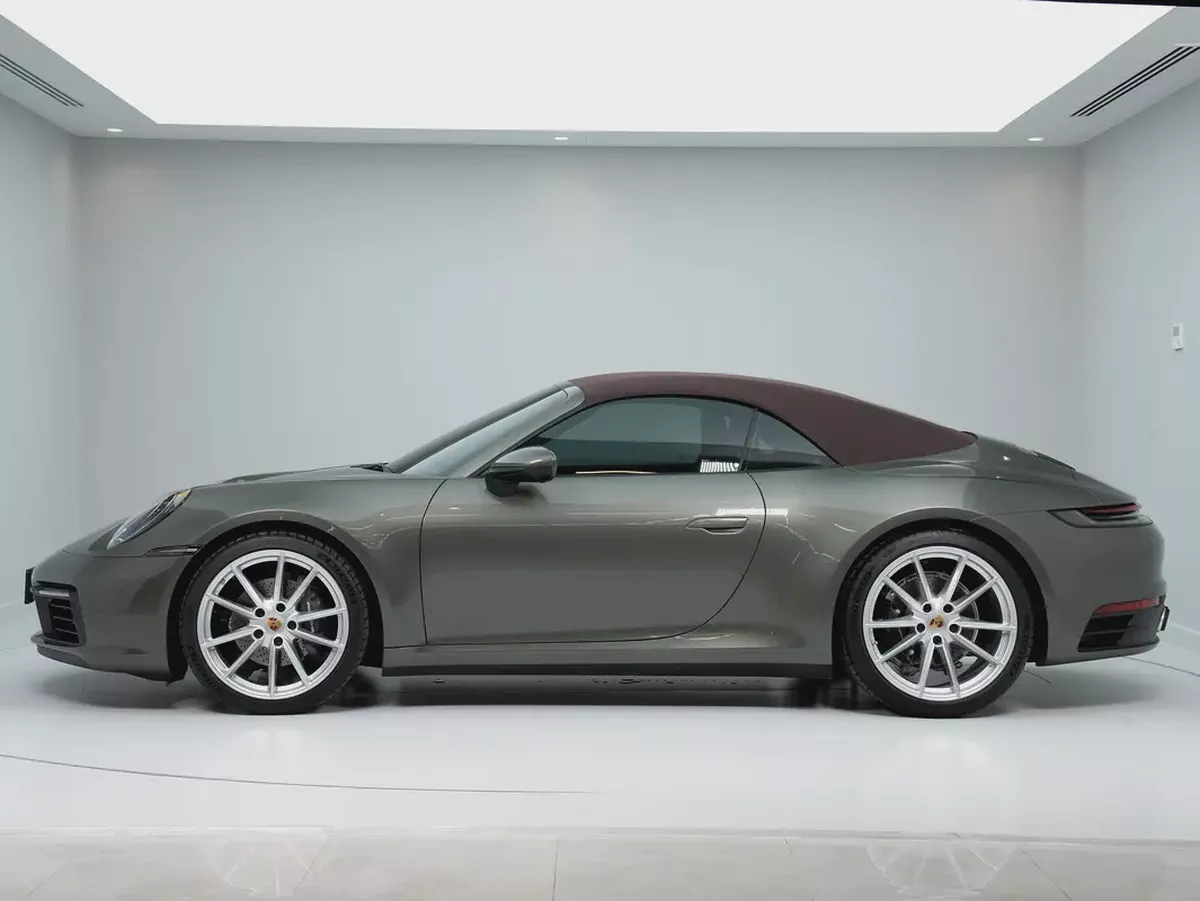 Al Naboodah WARRANTY till April 2028 | Porsche 911 Carrera 4-2-2
