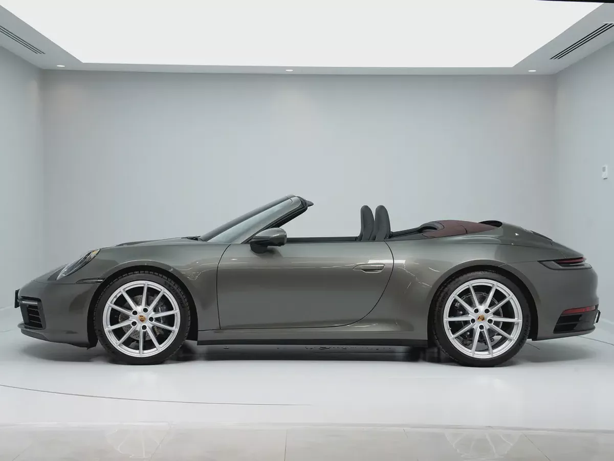 Al Naboodah WARRANTY till April 2028 | Porsche 911 Carrera 4-3-3