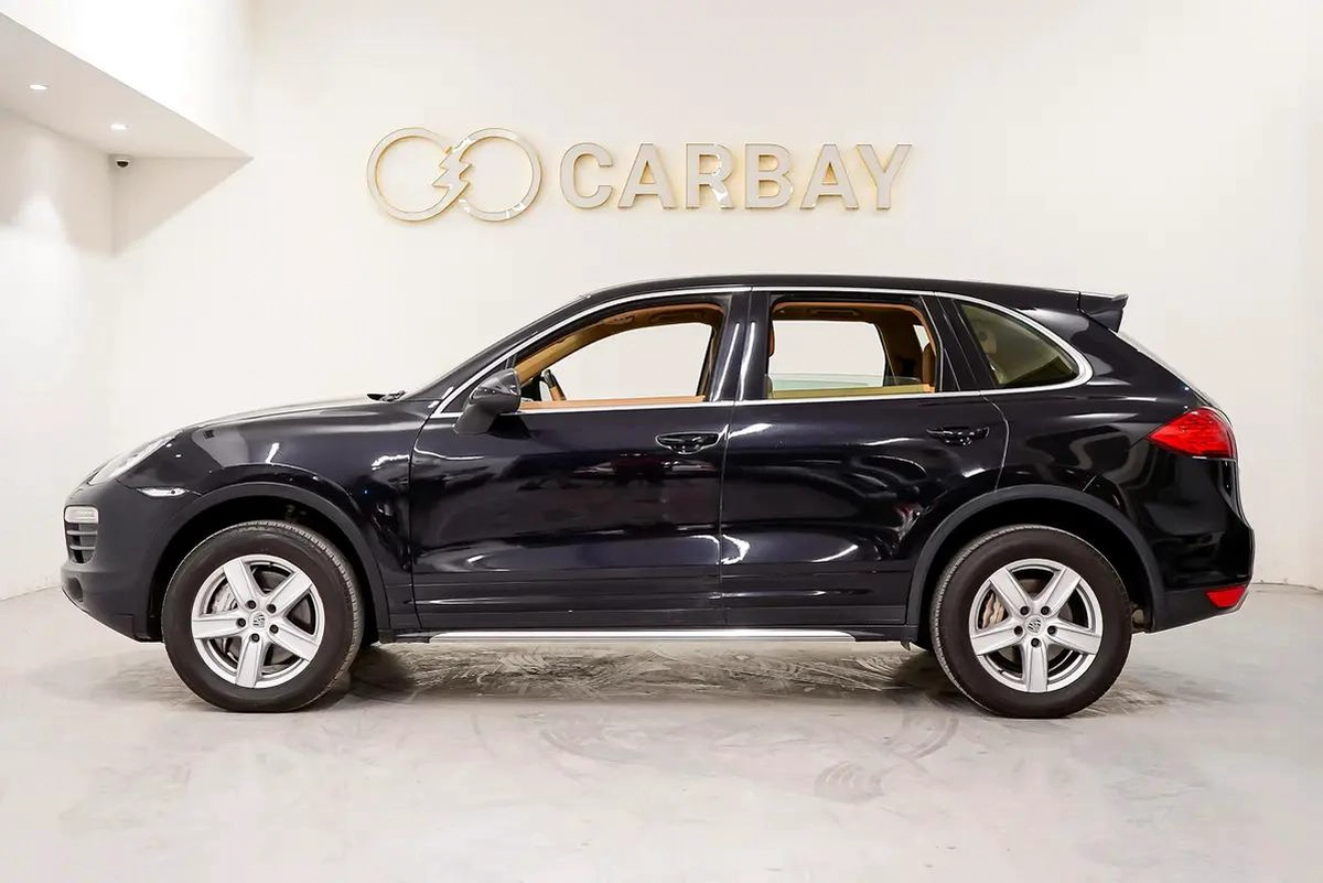 AED 1136 PM | PORSCHE CAYENNE S 2012 | LOW KMS | WELL MAINTAINED | 1 YEAR WARRANTY | GCC-1-1