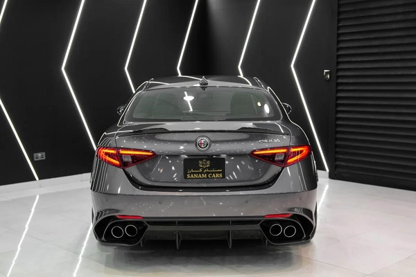 Alfa Romeo Giulia Quadrifoglio