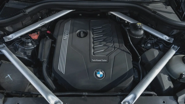 BMW X5 40 2022