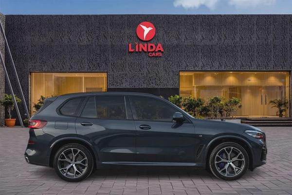 BMW X5 40 2022