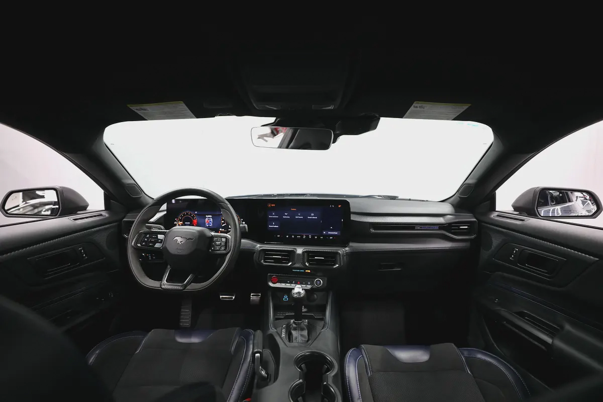 Ford Mustang Dark Horse-11-11