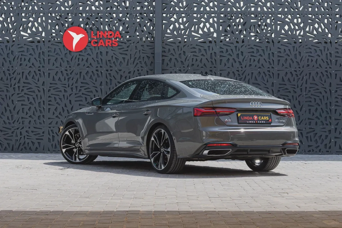 Audi A5 2023-7-7