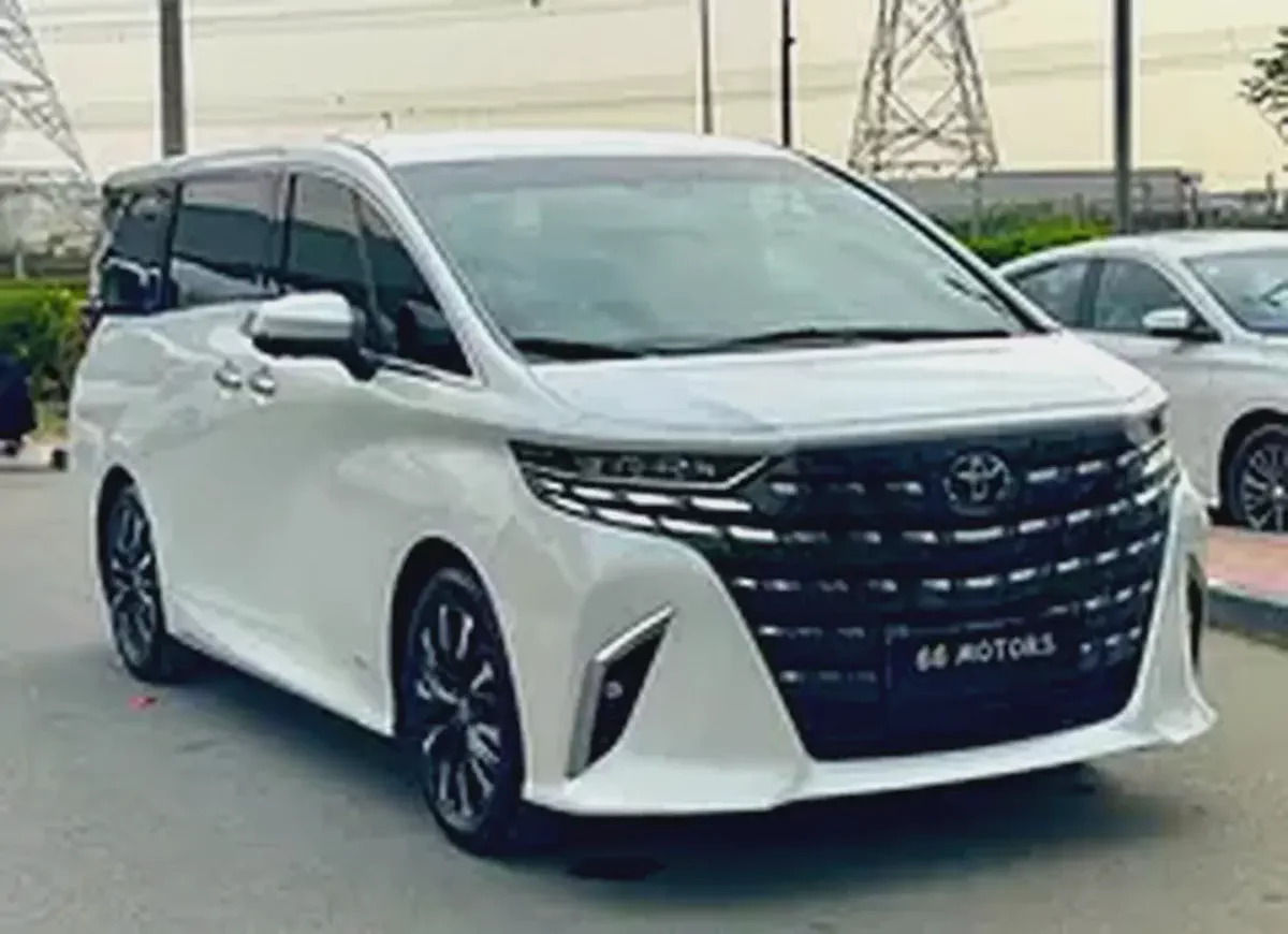 Toyota Alphard EXECUTIVE LOUNGE 2024 - Korean Specs
