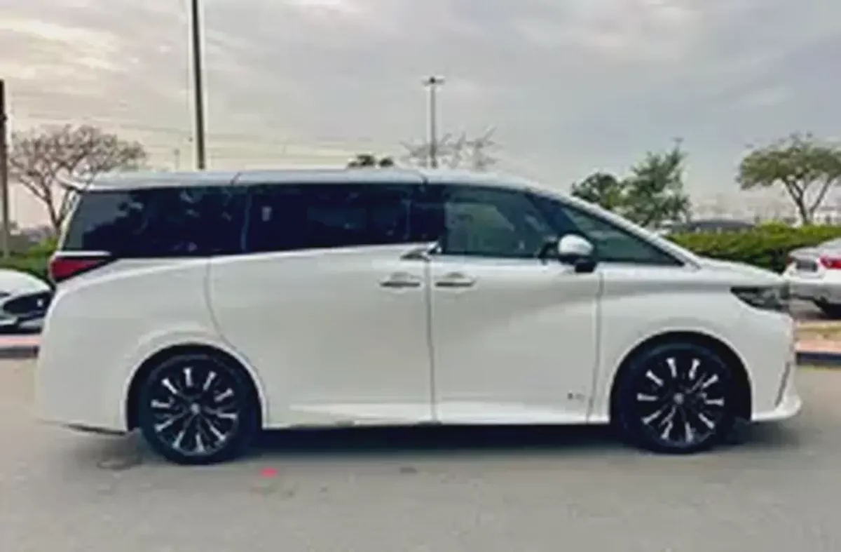 Toyota Alphard EXECUTIVE LOUNGE 2024 - Korean Specs-6-6