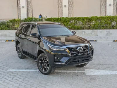 TOYOTA FORTUNER 2019 FACELIFTED 2025 GCC V4 2.7L IN EXCELLENT CONDITION-0
