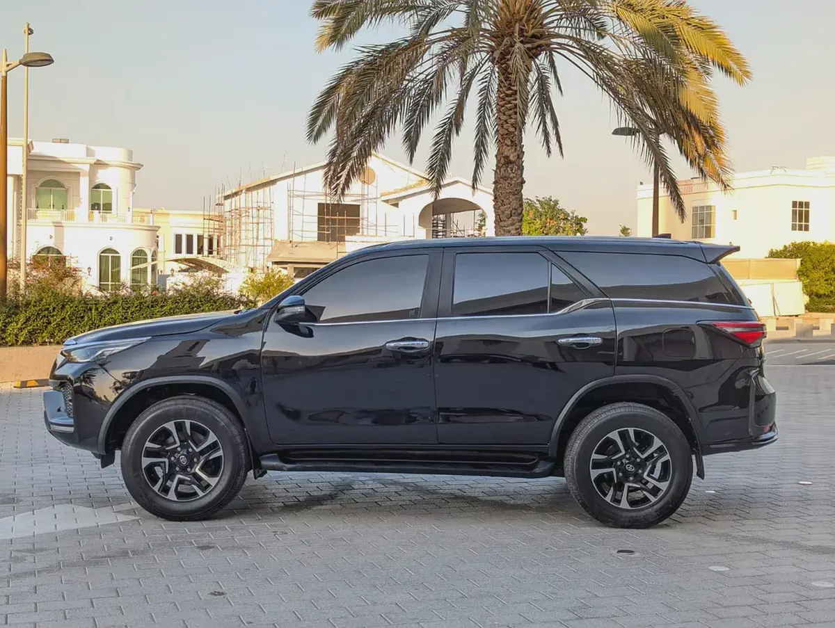 TOYOTA FORTUNER 2019 FACELIFTED 2025 GCC V4 2.7L IN EXCELLENT CONDITION-13-13