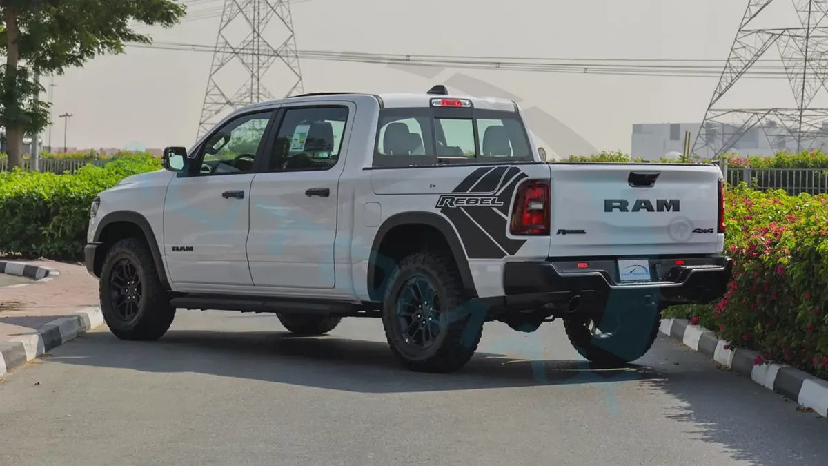 2026 RAM 1500 Rebel 3.0TT Hurricane GCC 0Km With 5 Years Warranty or 200,000 Km Warranty-4-4