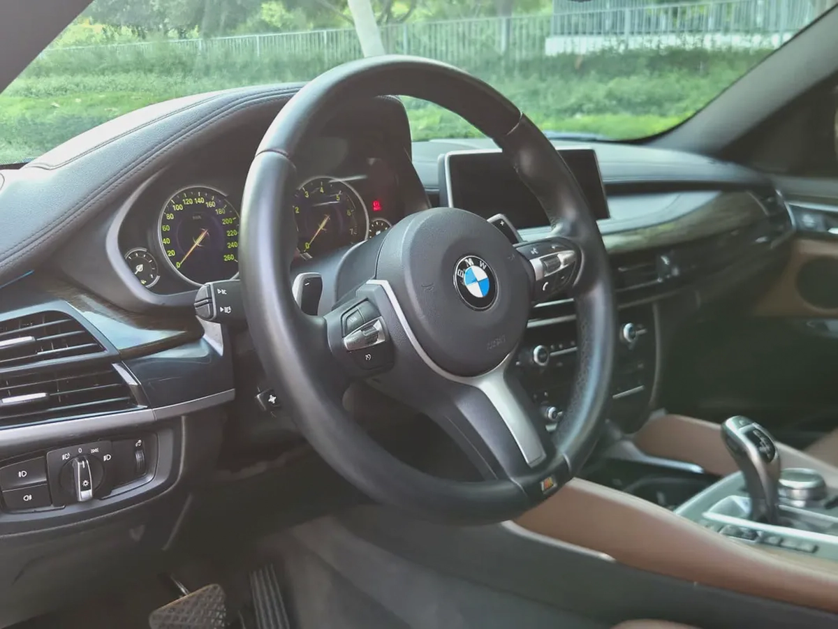 Bmw x6 GCC model 2016 excellent condition-9-9