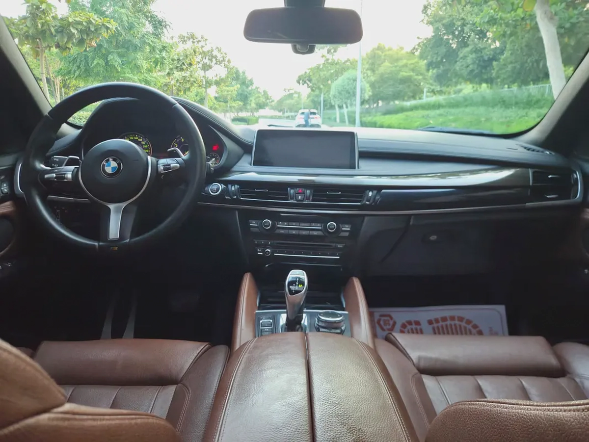 Bmw x6 GCC model 2016 excellent condition-8-8