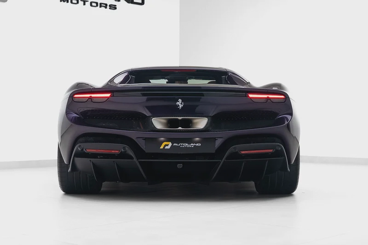 2024 FERRARI 296 GTB GCC | DEALER SERVICES AND WARRANTY-4-4
