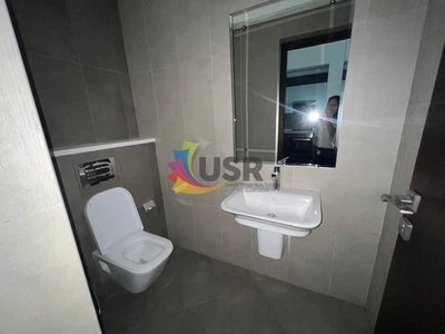 READY TO MOVE IN 1BR W/ BALCONY ALL AMENITIES FOR FAMILY 73K-8