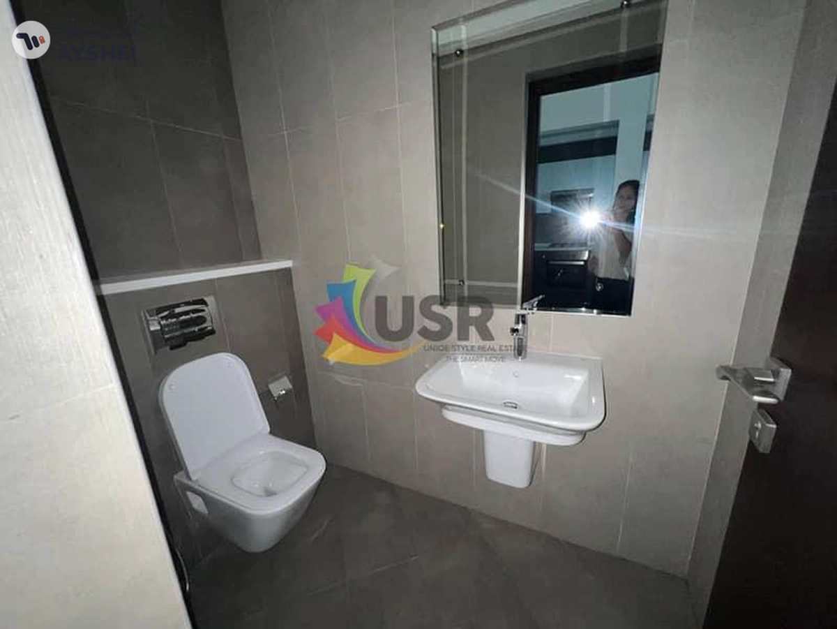 READY TO MOVE IN 1BR W/ BALCONY ALL AMENITIES FOR FAMILY 73K-8-8