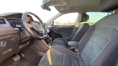 Volkswagen Tiguan SEL 1.5L Engine-12