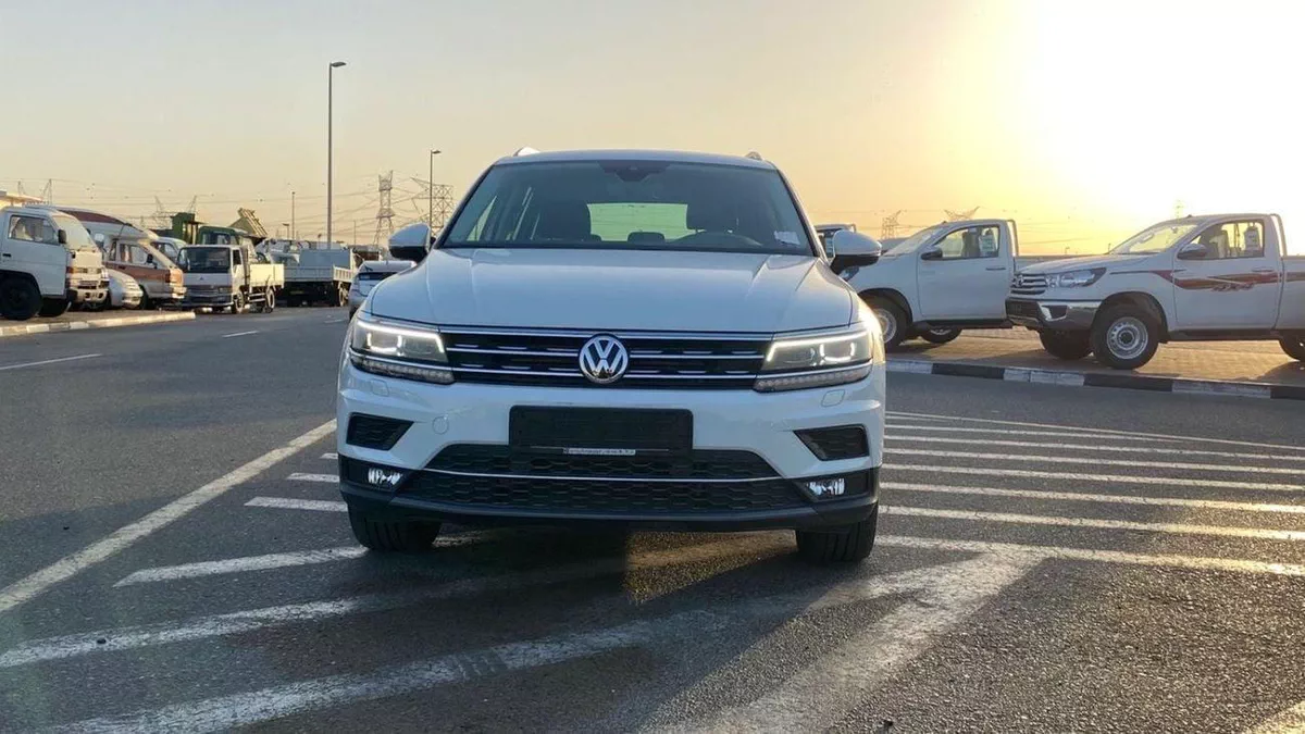 Volkswagen Tiguan SEL 1.5L Engine-1-0
