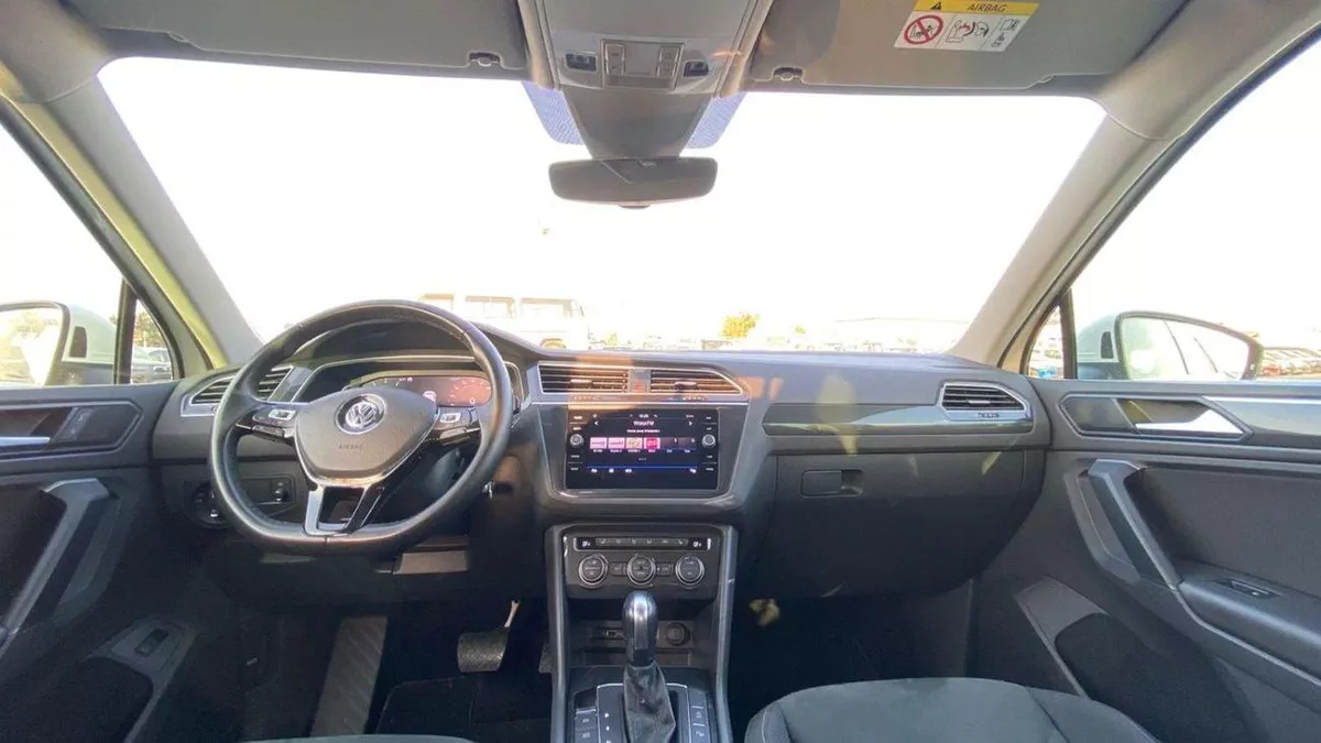 Volkswagen Tiguan SEL 1.5L Engine-5-0