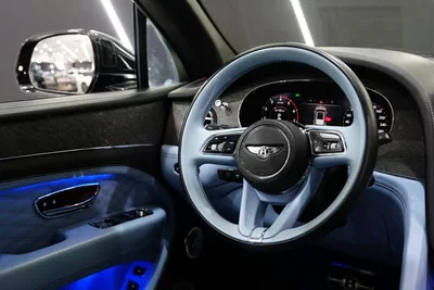 Bentley Bentayga Azure V8-5