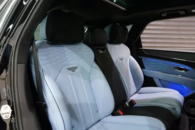 Bentley Bentayga Azure V8-7