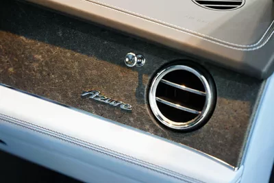Bentley Bentayga Azure V8-10