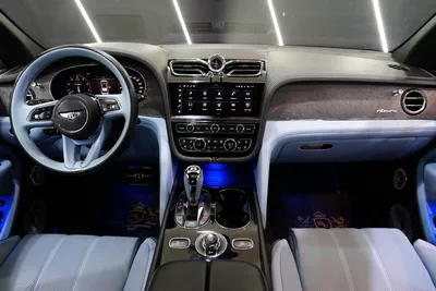 Bentley Bentayga Azure V8-8