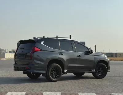Mitsubishi Montero Sport Signature GLX 2023 GCC Specs-5