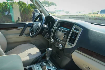 MITSUBISHI PAJERO GLS 2017!! GCC SPECS-12