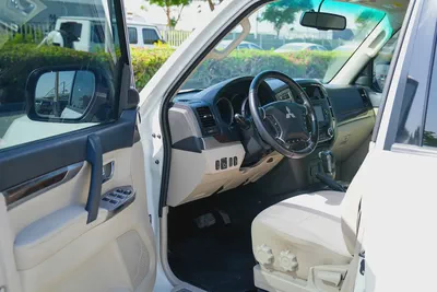 MITSUBISHI PAJERO GLS 2017!! GCC SPECS-3