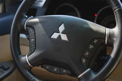 MITSUBISHI PAJERO GLS 2017!! GCC SPECS-8