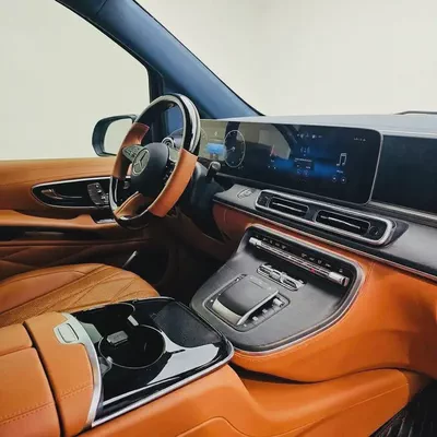 AED 4214 PM | MERCEDES V300 2025 | 7 SEATS VIP | HIGH OPTIONS | 1 YEAR WARRANTY-13