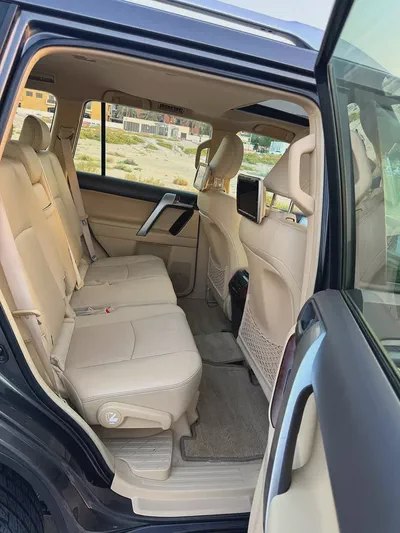 Toyota Prado 2016 VXR 4.0L V6 Full Option-10