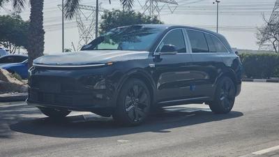 Li Auto L6 (Black)-3