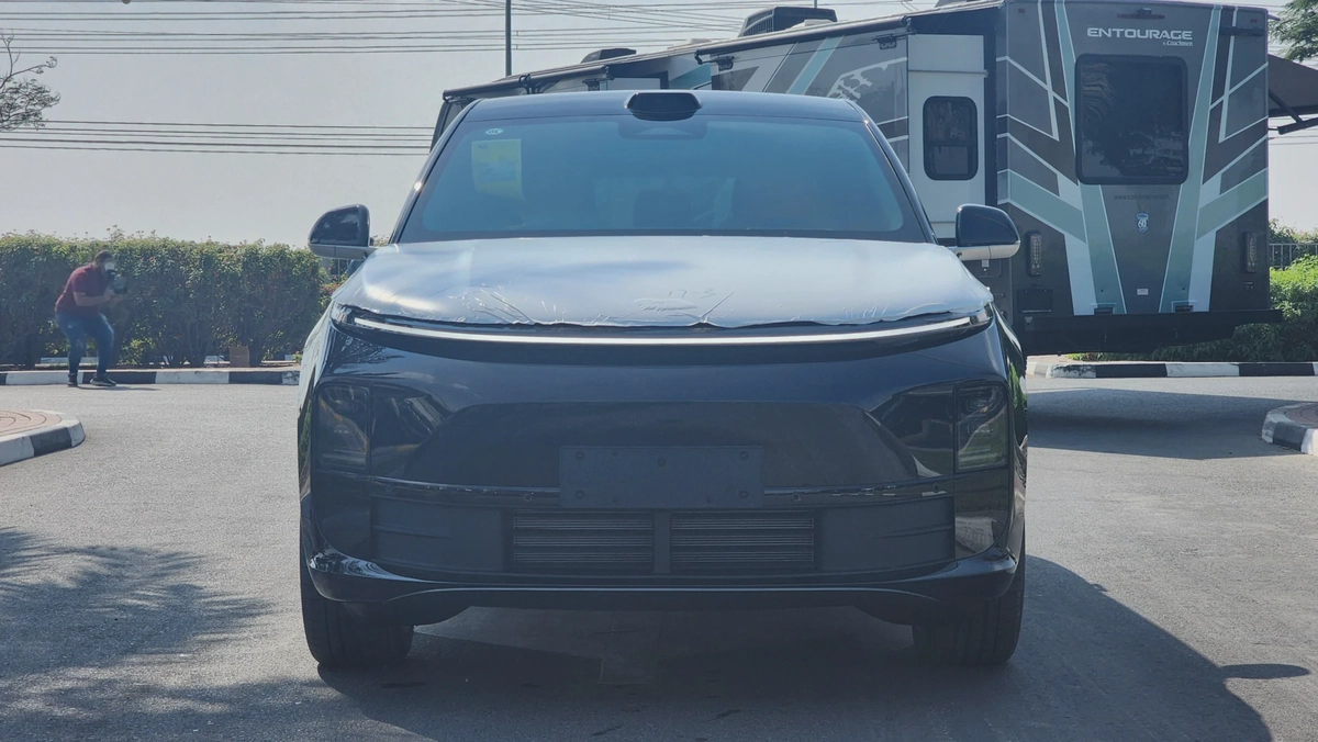 Li Auto L6 (Black)-2-2