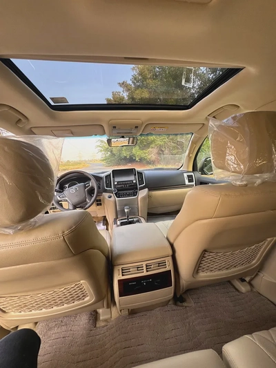 Pristine Toyota Land Cruiser VXR 2017 | GCC Specs | Fully Loaded-16