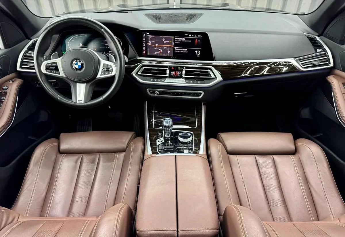 Exclussive Summer Sale | GCC | Full AGMC Service History | 7 Seater SUV |-8-8
