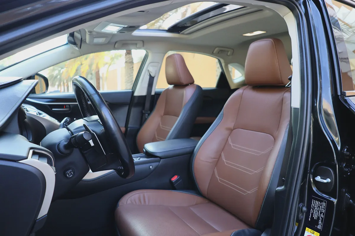 Lexus NX-Series-NX200t-2017-137000KM-GCC SPECS-EXCELLENT CONDITION-12-12