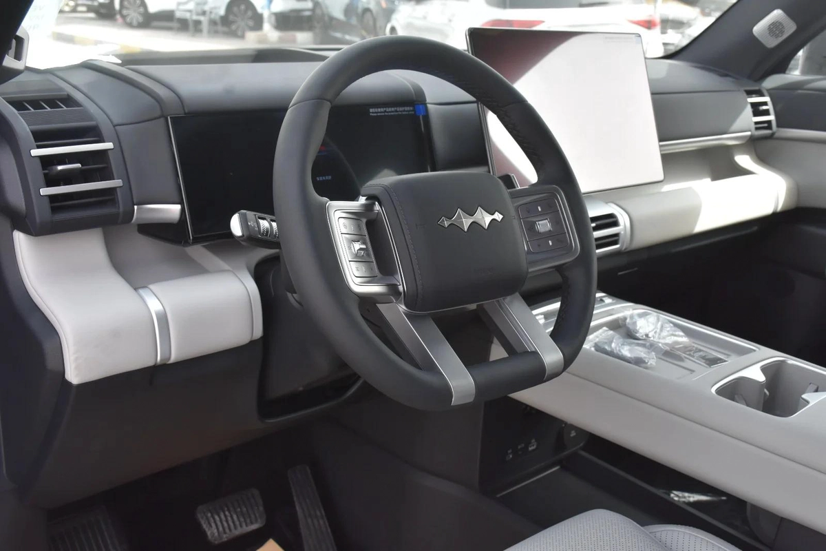 BYD LEOPARD 7 2025 | BLACK-1-1