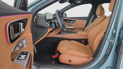 2026 Mercedes-Benz E-Class E 300 | GCC Specs | Like New Luxury Sedan - VSB - 36810-4