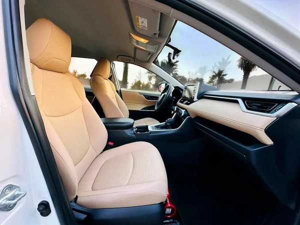 TOYOTA | RAV4 | EX | 2.5L | 2022 | GCC | LOW MILAGE
