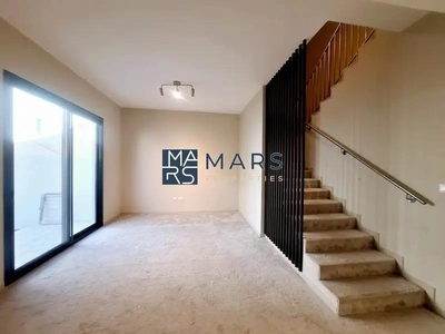 Spacious 2 Bedrooms Townhouse. Enjoy a forested community living featuring woodland jogging trails -3